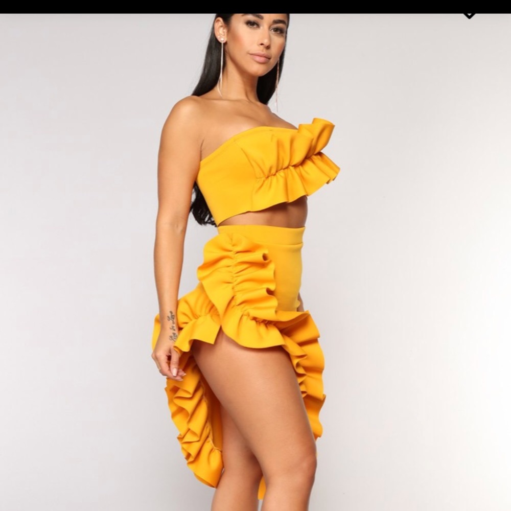 2 pc set - Picture 2 of 5